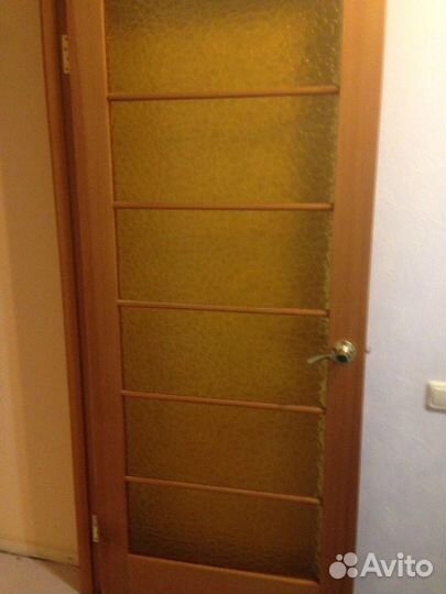 Двери межкомнатные, дерево