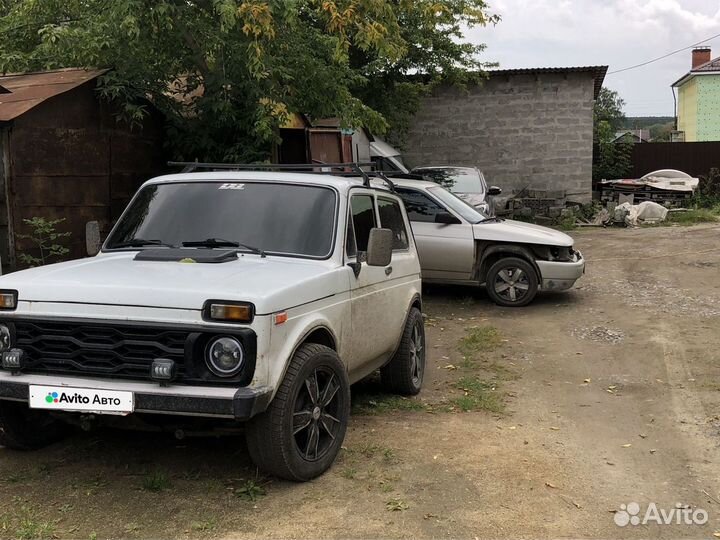 LADA 4x4 (Нива) 1.7 МТ, 1998, 135 325 км