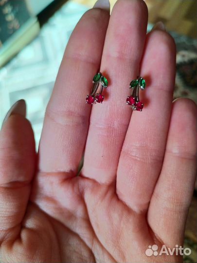 Серебряные серёжки детские