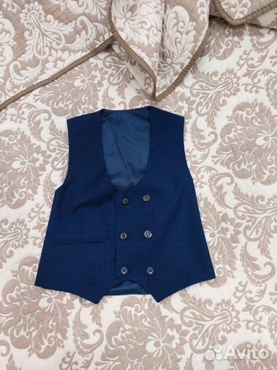 Пиджак с жилетом 6-8 лет, 120-126
