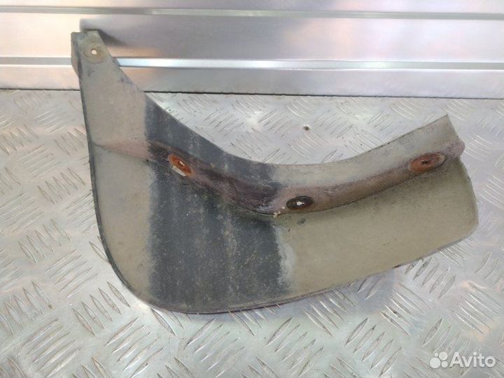 Брызговик задний правый Renault Duster HSA K4M690