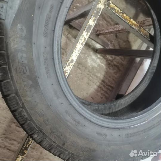 Viatti Vettore Inverno V-524 215/65 R15