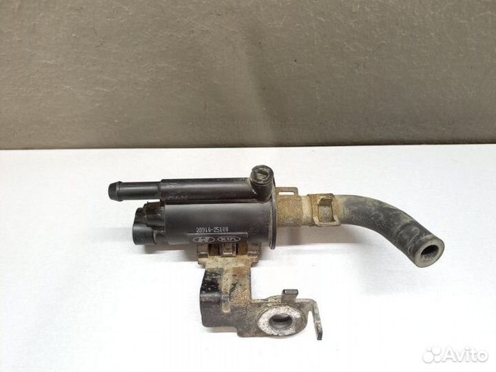 Электромагнитный клапан Kia Sorento G4KE 2014