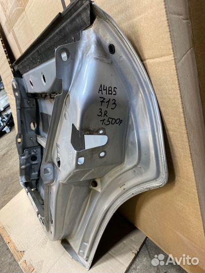 Дверь задняя правая Audi A4 B5 AQD