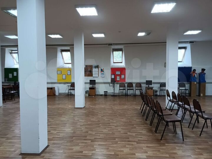 Здание, 2828 м²