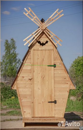 Уличный туалет деревянный ELE1007