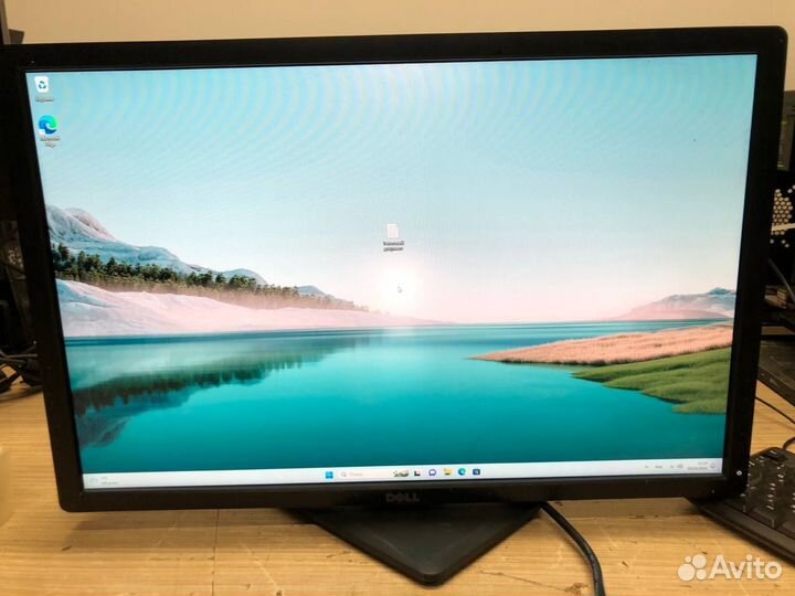 Монитор 24 дюйма DVI-D DisplayPort HDM