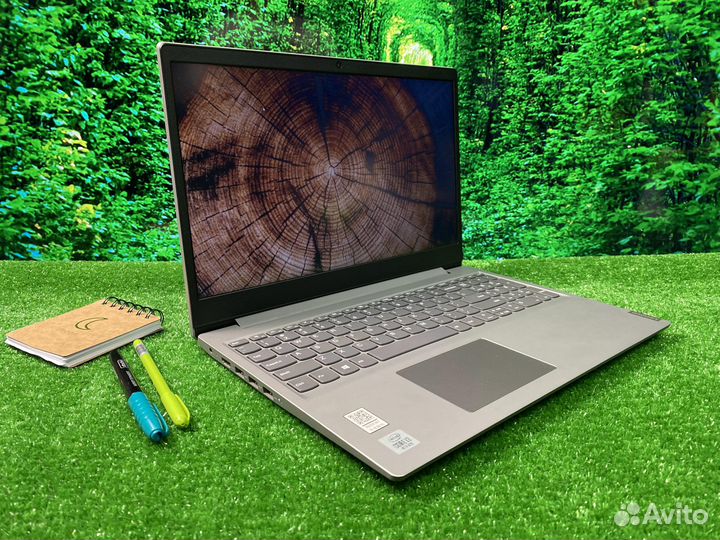Ноутбук для учёбы Lenovo / Core i3 / SSD 512 Gb