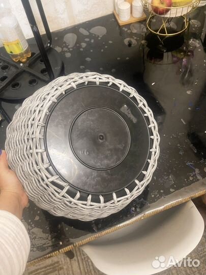 Кашпо из полиротанга