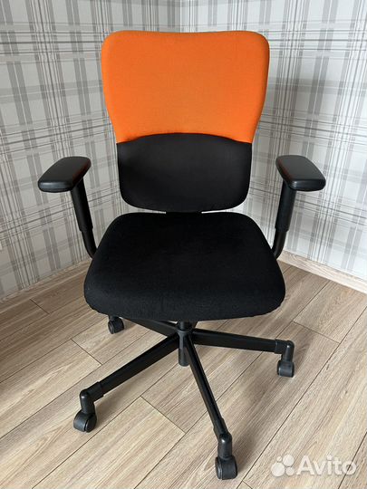 Компьютерное/офисное кресло Steelcase