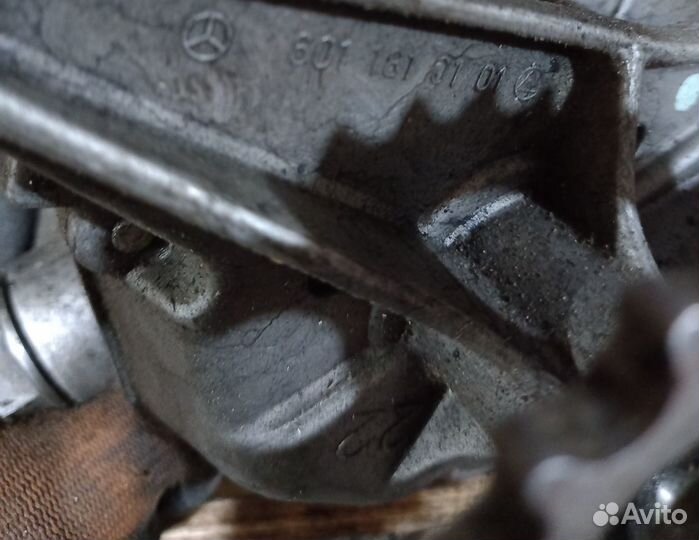 Масляный насос двигателя Mercedes