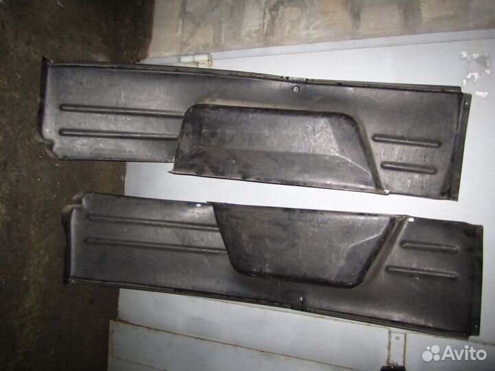 Обшивка багажника Ford Escort 95-01