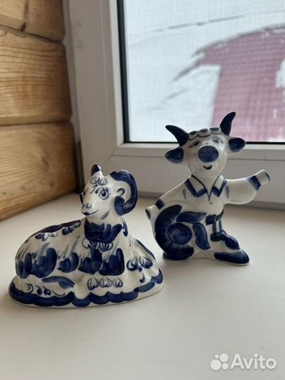 Статуэткабаран и бык оригинальный гжель