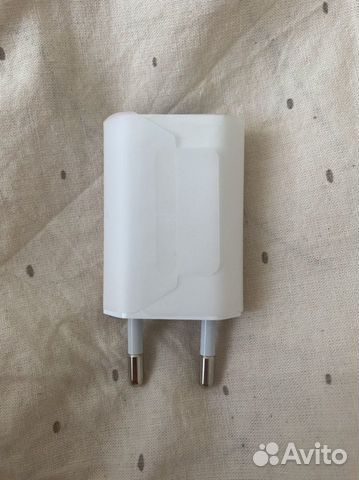 Зарядка на iPhone оригинал