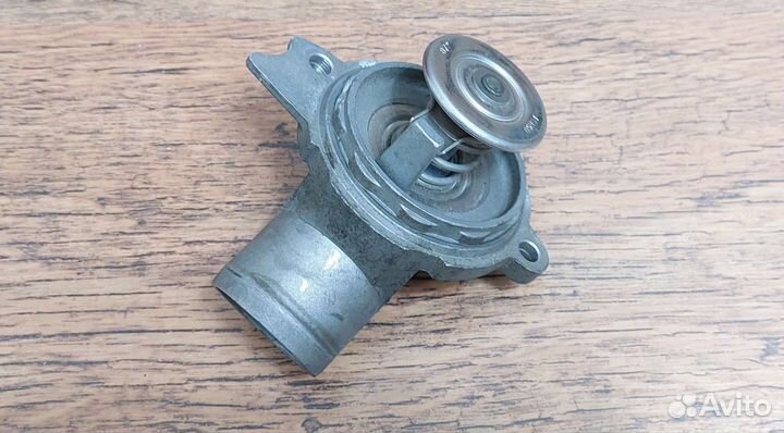 Термостат Mercedes Benz