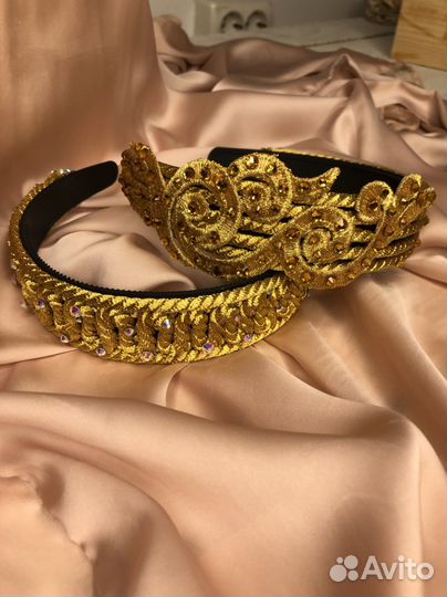 Ободок для волос со стразами