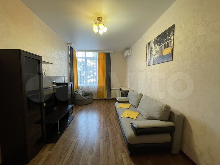 2-к. квартира, 70 м², 2/9 эт.