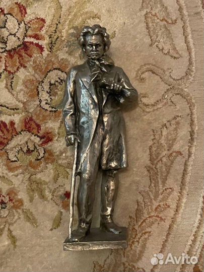 Статуэтка Людвига ван Бетховена