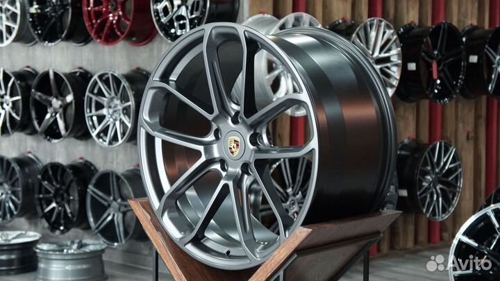 Литые диски R22 на Porsche Cayenne. Эфф1