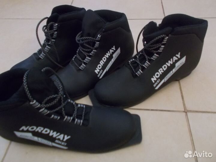 Лыжи с ботинками 46 и 49 размер