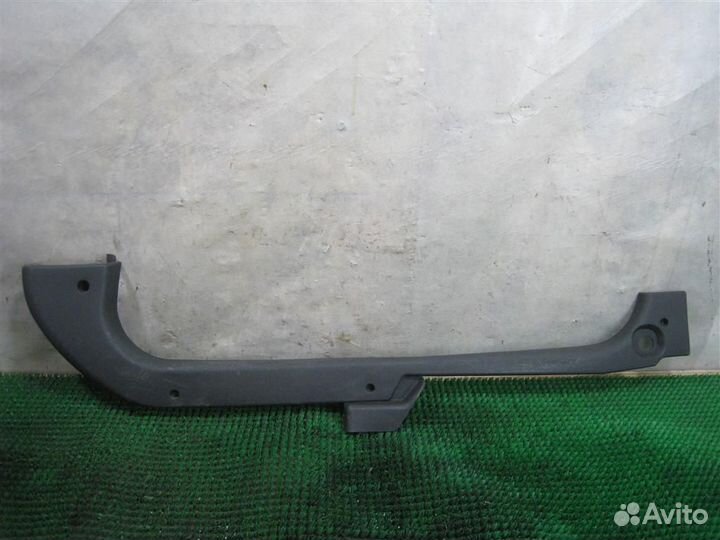 Накладка порога переднего правого внутри Citroen