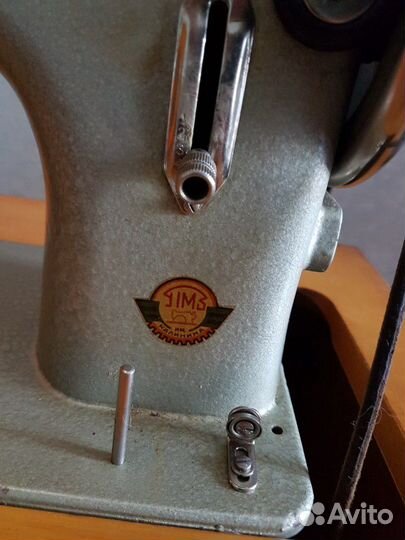 Швейная машина - 