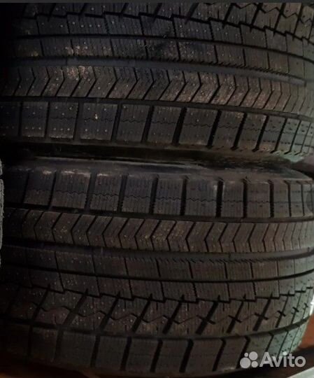 Bridgestone Blizzak VRX2 205/55 R16