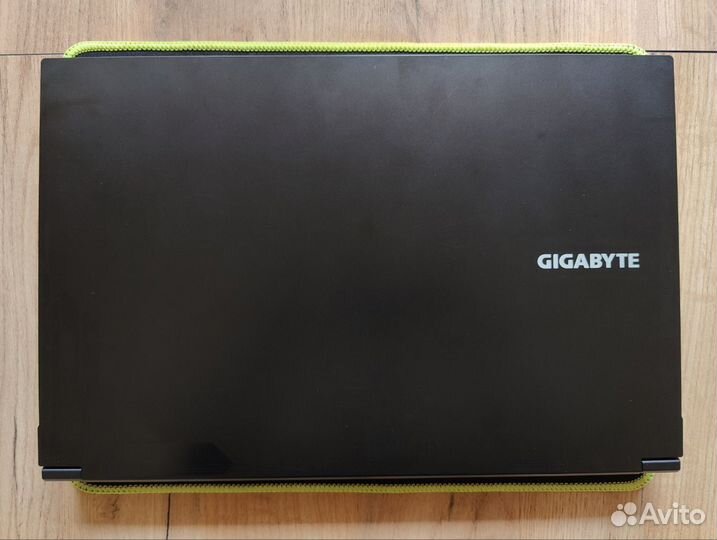 Игровой ноутбук Gigabyte G7 KE