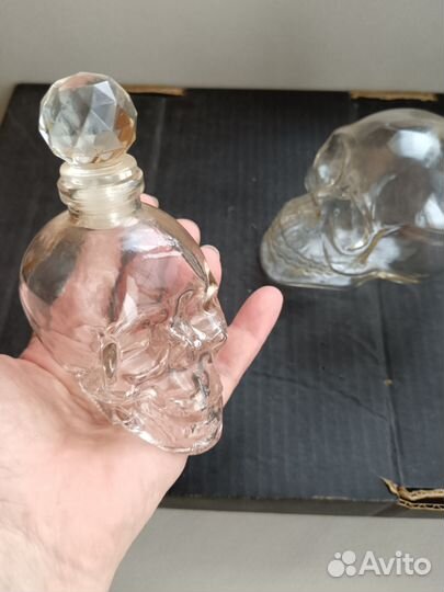 Графин бутылка стеклянная череп