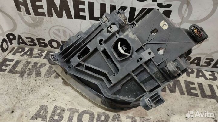 Фара правая ксенон Porsche Cayenne 2004 г.в