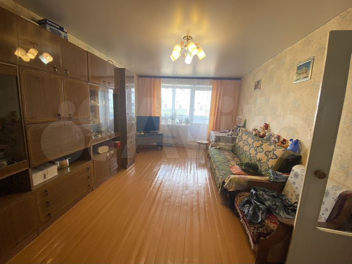 4-к. квартира, 80 м², 8/9 эт.