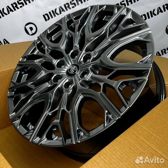 Кованые диски на Toyota Land Cruiser 300 R24