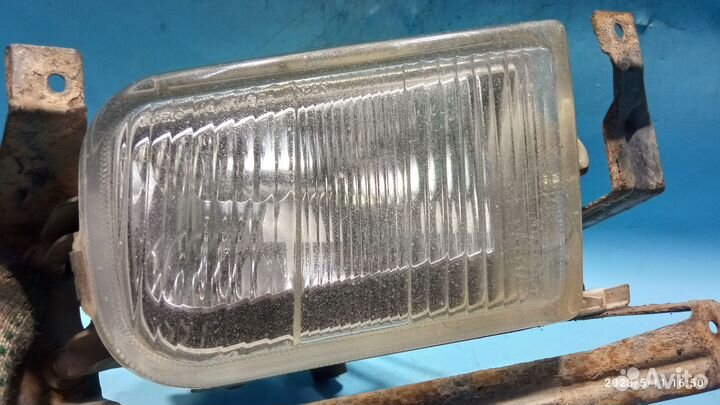 Фара противотуманная правая для Mitsubishi Galant