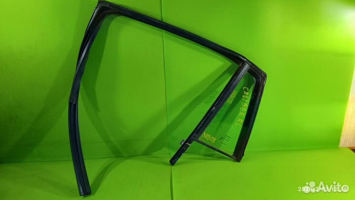 Форточка двери задней левой для Dodge Caliber