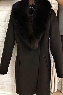 Пальто с мехом Elegant Ledi