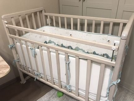 Кровать детская с матрасом