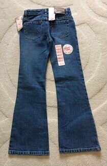 Новые джинсы Levis на 8-9 лет