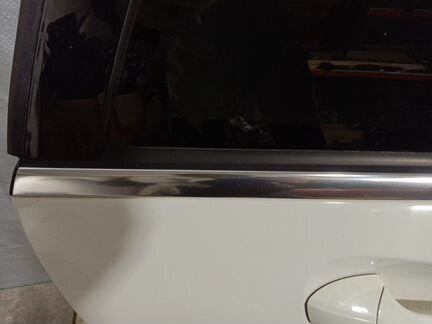 Молдинг задней правой двери Mercedes Benz S204