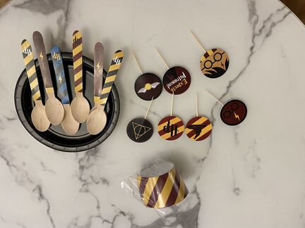 Декор для праздника Гарри Поттер (гирлянда, постер