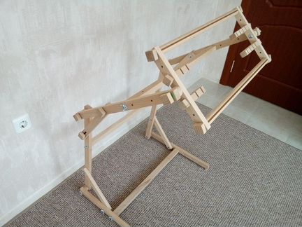 Станок для вышивания напольный