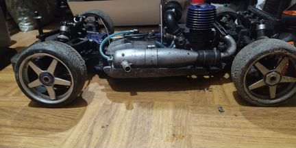 Радиоуправляемая модель kyosho inferno (100км+)