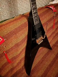 ESP LTD V-350 FR электрогитара стрела