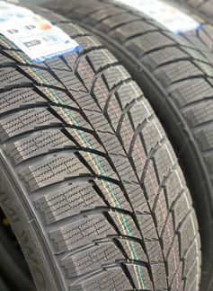 Зимниe шины Нoвые Тriаnglе PL01 111R 255/55/19