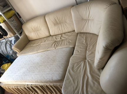 Угловой диван