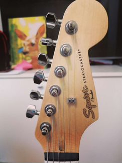 Электрогитара fender squier Bullet Stratocaster