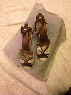 Продам туфли(новые)