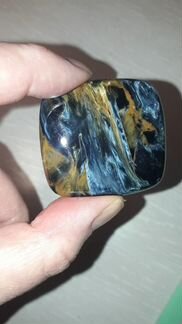 Кабошон петерсит