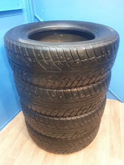 Kumho I Zen RV Stud 235/65R17