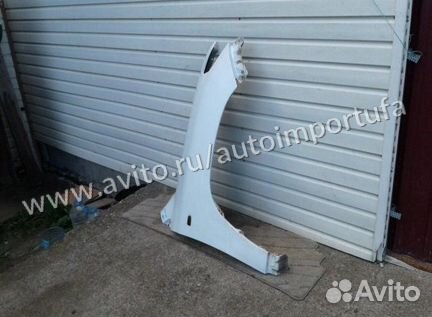 Тойота Лэнд Крузер 200 Крыло правое