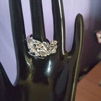 Серебряное кольцо
